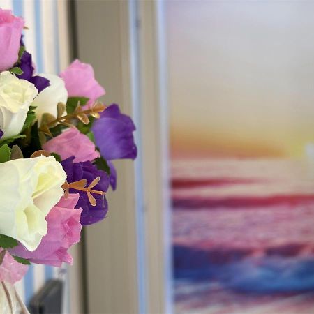 3Br Romantic Apt, 2Mins Mtr, 8Pax Hongkong Exteriör bild